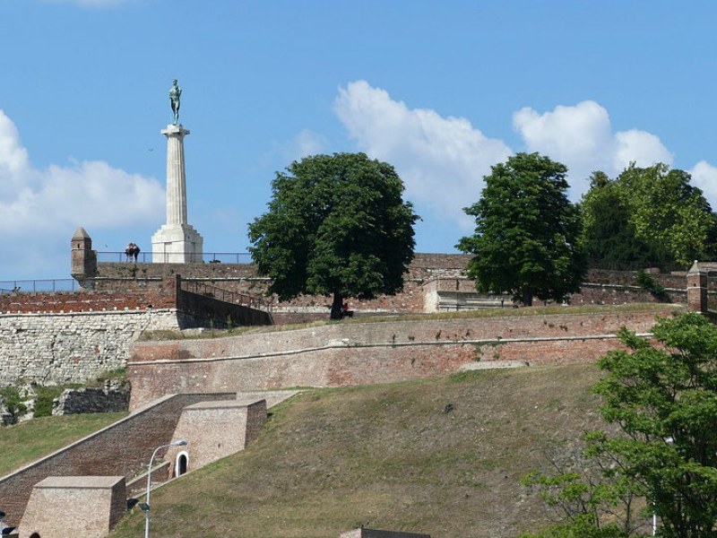 Spomenik Pobedniku — fotografija 3